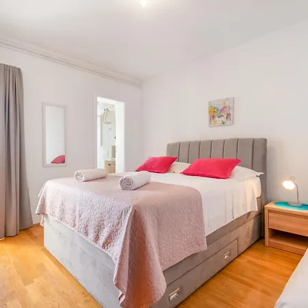 Apartment Malina